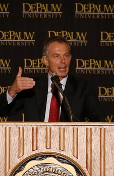 Former British Prime Minister Tony Blair speaks at DePauw.