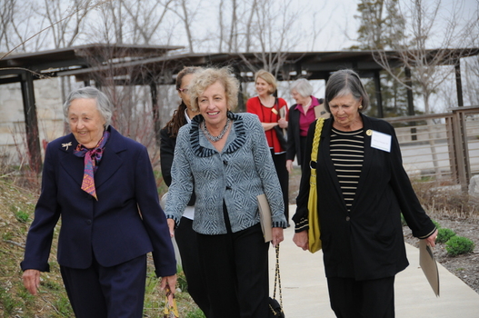 Janet (center) with Anne Mossberg Hillman '52 (left) and Nancy Temple '58 (right) at the Undergraduate Ethics Symposium
