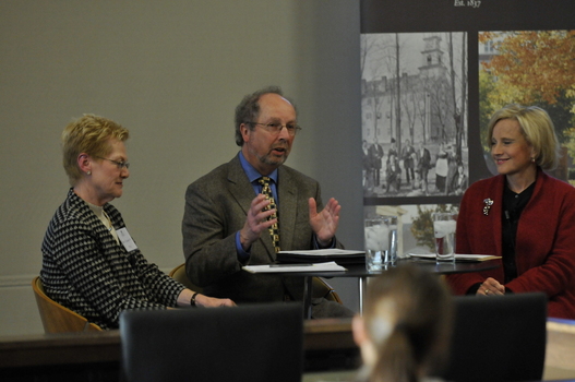 Mary Leonard '70 (left), Bob Steele '69 (center), and Judy Edstrom '70 (right) during discussion on leadership ethics