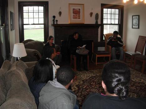 Professor Willis discusses her work and inspiration for her book "Posing Beauty" (you can find a copy in the Women's Center). 