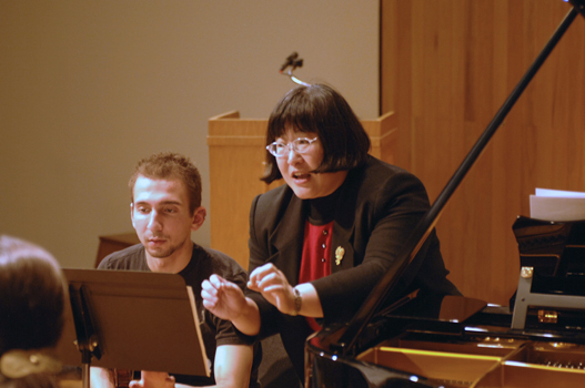 Chen Yi coaches a DePauw chamber ensemble