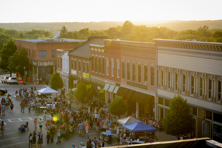 sunset over greencastle's courthouse square