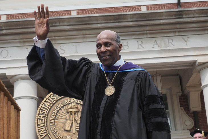 Vernon Jordan '57 waves at commencement 2018