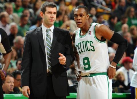 Brad Stevens coaching Celtics player Rajon Rondo
