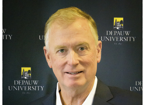 Vice President Dan Quayle headshot at DePauw University