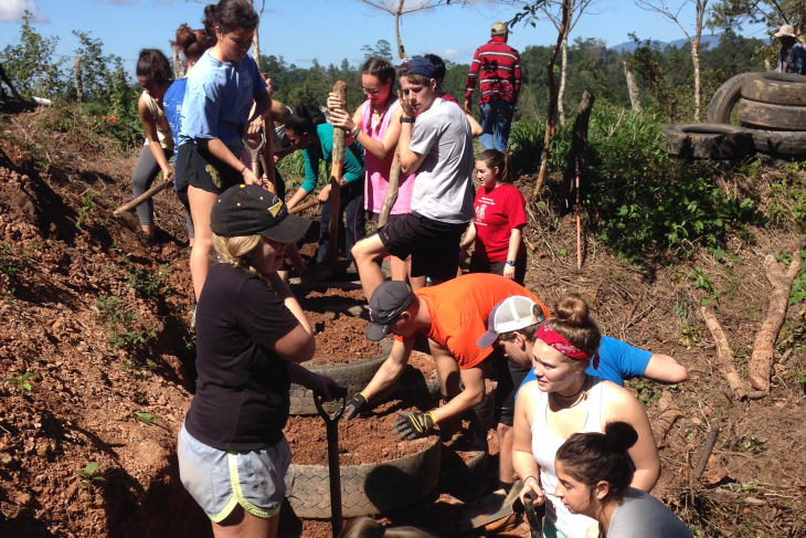 Students on a CoCoDA DePauw service trip in 2017. 