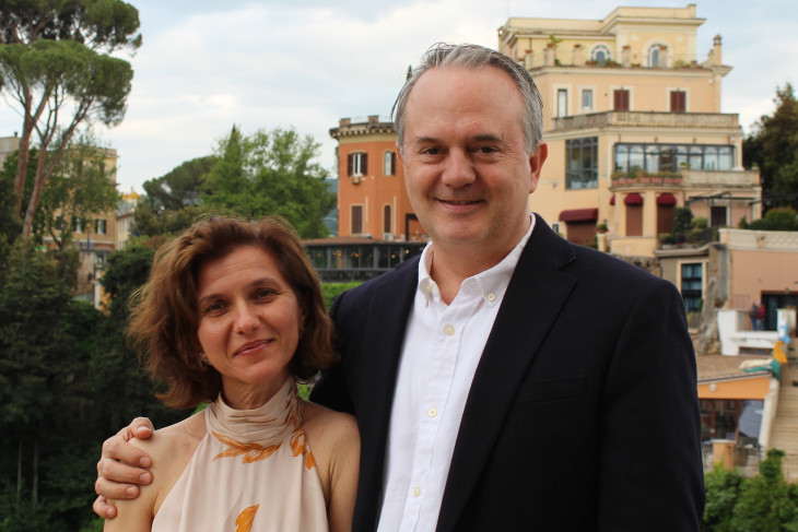 A picture of Professors Michael and Francesca Seaman