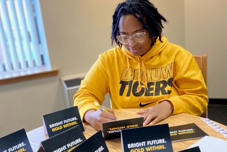 Kya Simmons - GOLD Alumni writes notes to future Tigers.