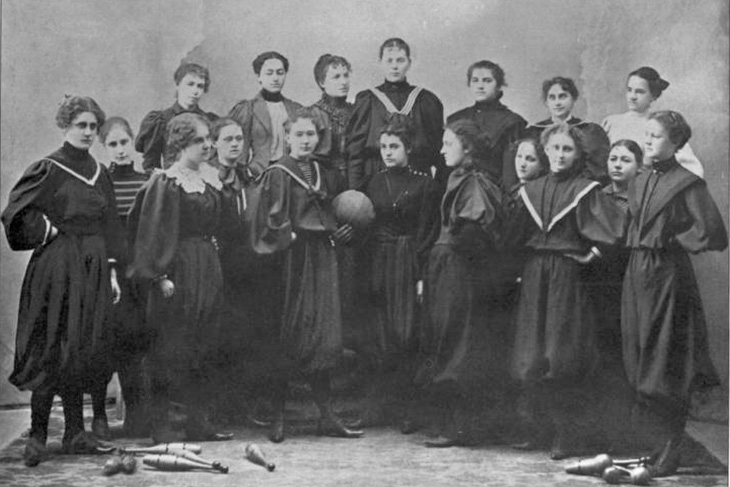 Women's Basketball in 1897