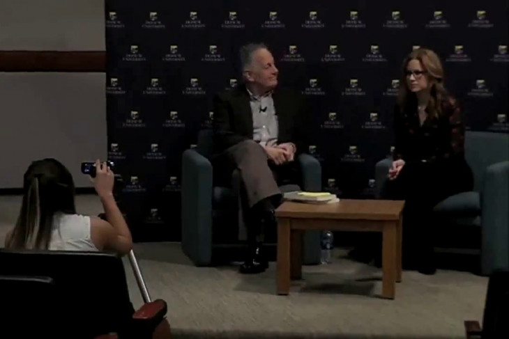 Jenna Fischer and Ken Owen with students looking on