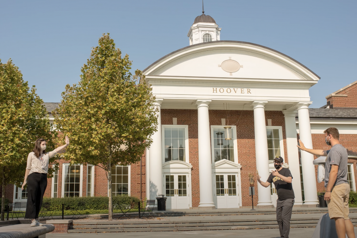 Students in front of Hoover Hall