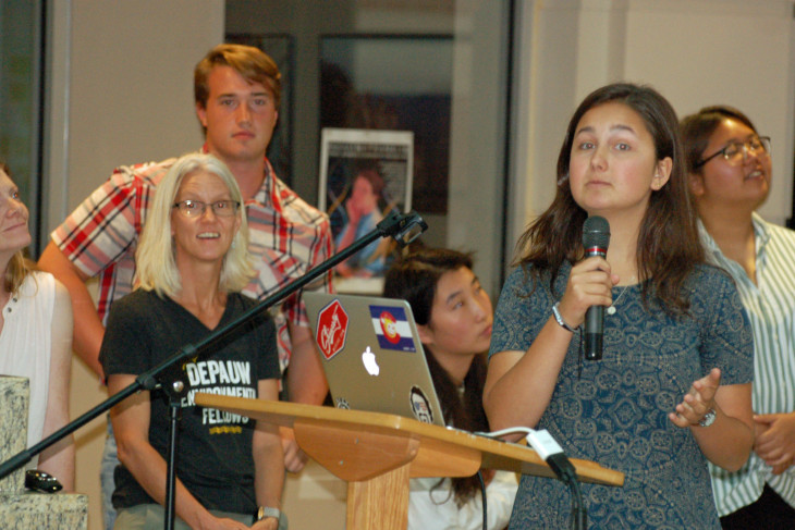 Students presenting at research lunch 