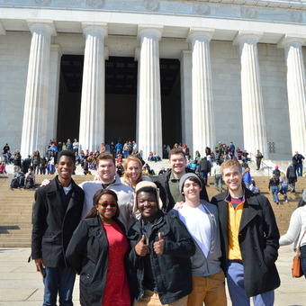 Visiting the Lincoln Memorial after rounds.  Back Row (left to right): Kelechi Ikwuakor, Alex Parker, Erin Mann, Matt Piggins; Front Row: Justine Clarke, Dante Yokley, Zack Wade, Mickey Terlep (2015).