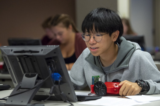 Computer Science I Taught with Scribbler Robots