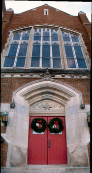 The doors of Gobin Memorial United Methodist Church decorated for Advent