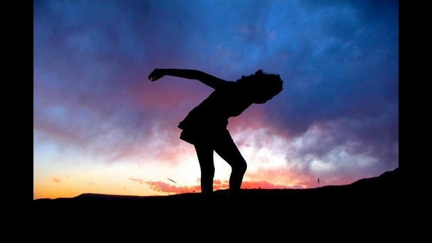 Lauren Arnold: Silhouette Dance