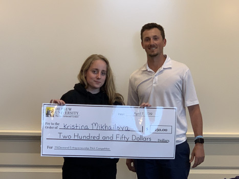 2019 Pitch Competition Out of the Box Winner Kristina Mikhailova
