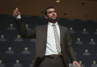 Andrew Luck giving a thumbs up following his lecture
