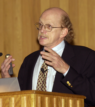 Closeup of Robert Waterston delivering an Ubben Lecture