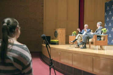 Dan Quayle answer a question posed by a student