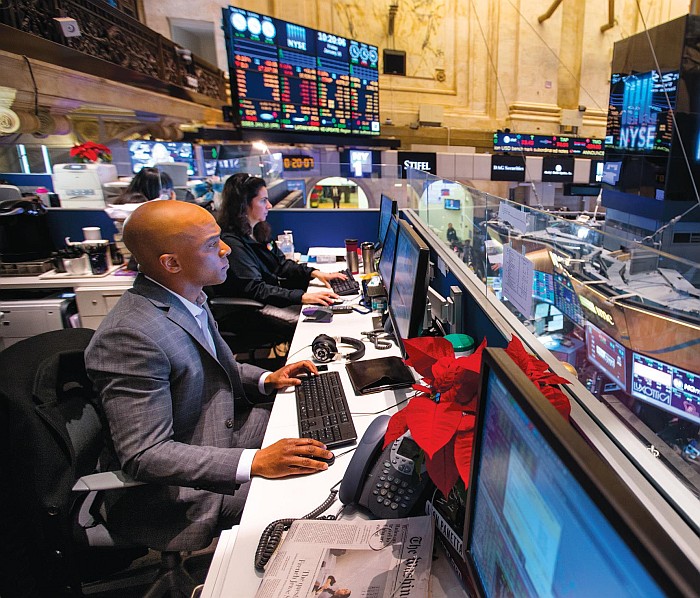 Jon Fortt at a computer in the control center at CNBC