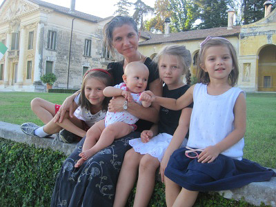 Francesca Seaman and family