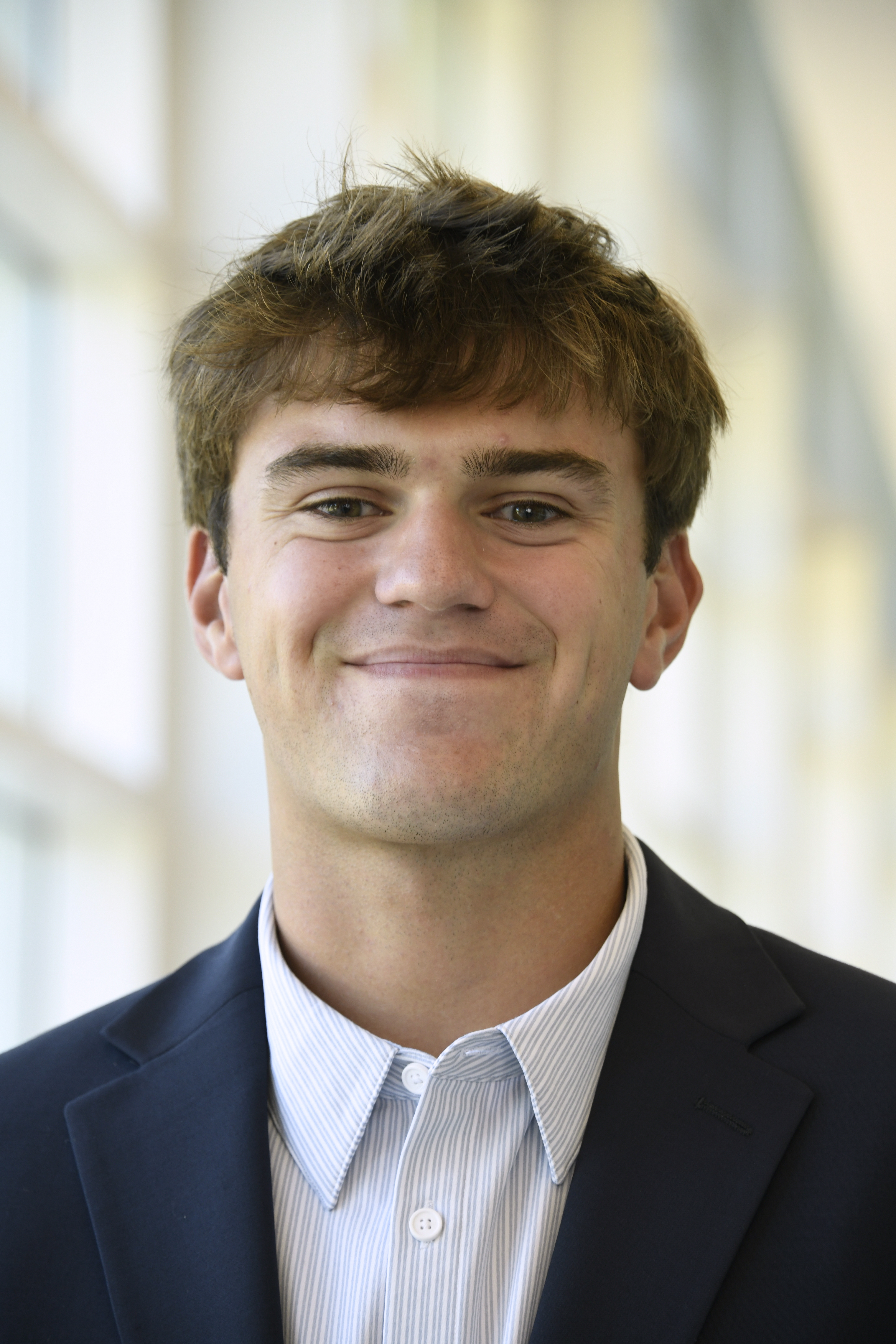 Will Hutchinson headshot