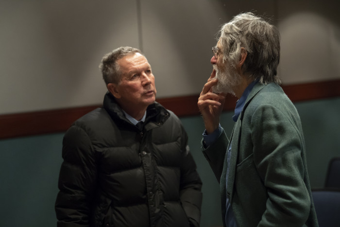 John Kasich talking with Bruce Stinebrickner