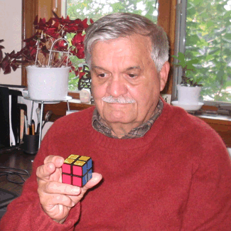 Larry Nichols with a Rubik's Cube