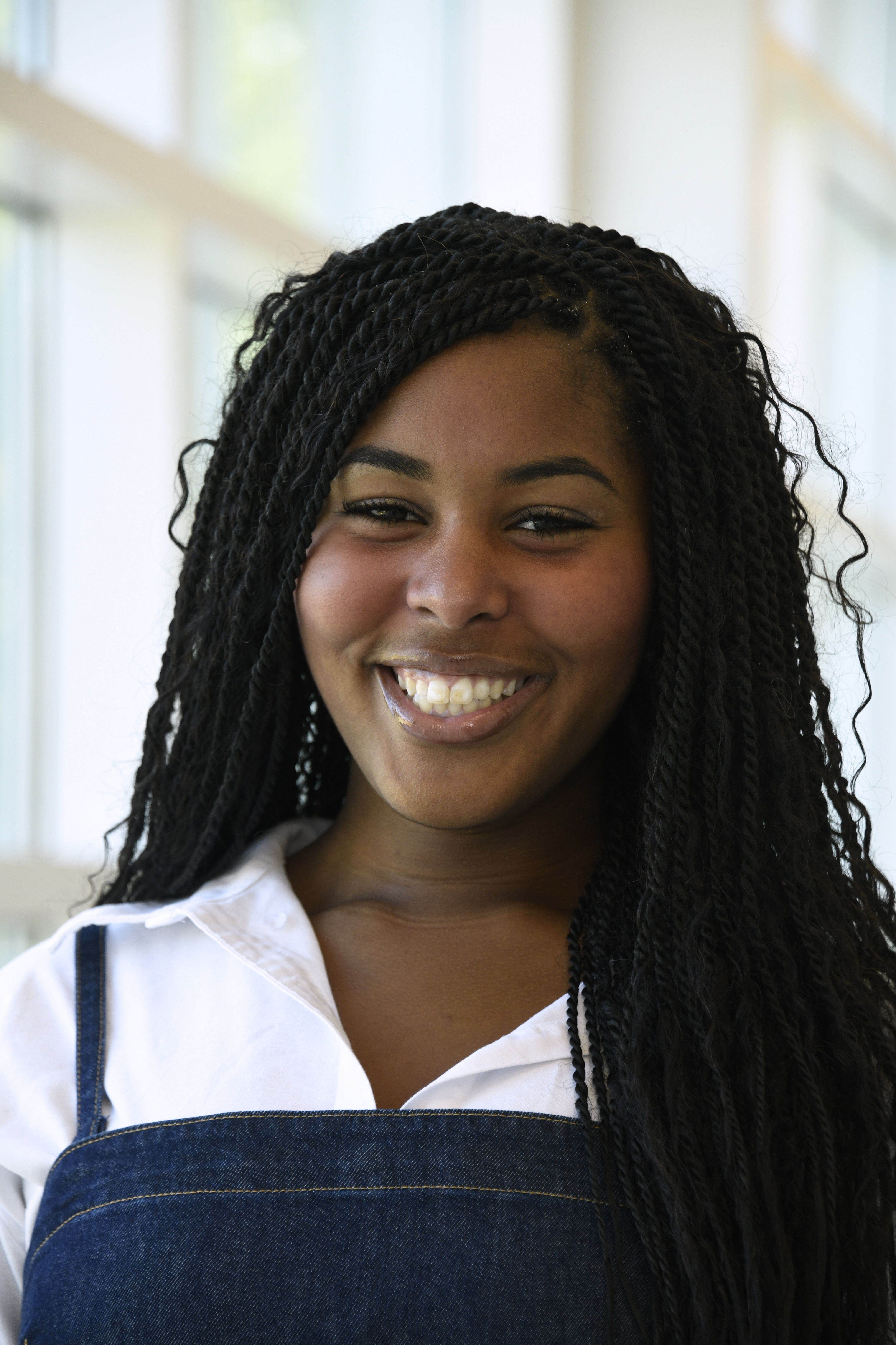 Georgia Lawrence headshot