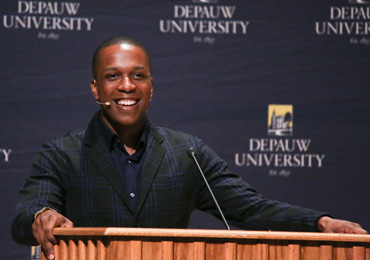 Closeup of Leslie Odom Jr. delivering an Ubben Lecture