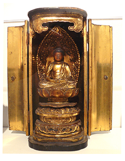 Butsudan (private Buddhist altarpiece)