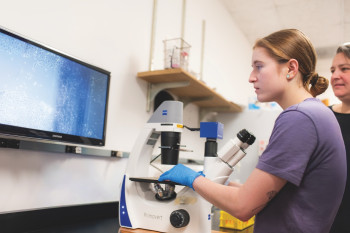 Winter Term lab with Sarah Mordan-McCombs