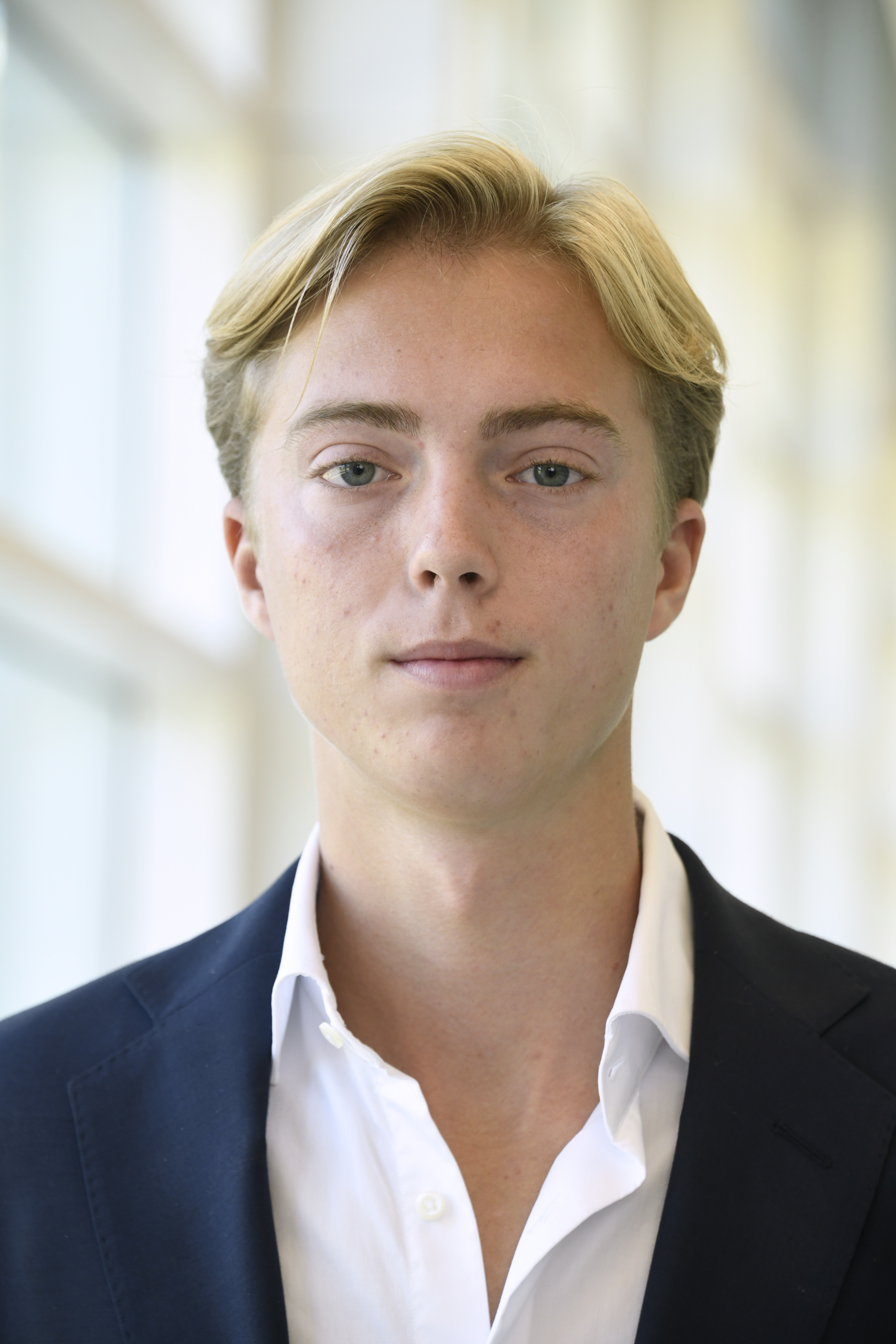 Viktor	Ronnberg	Ahus headshot