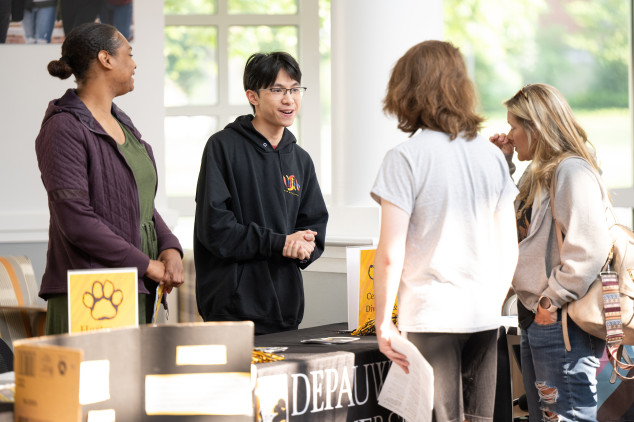Student visiting campus for gold visit days