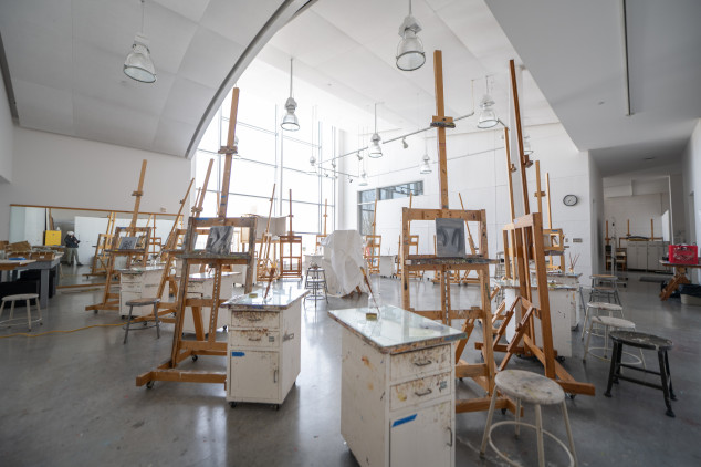 Art studio with easel in Peeler 