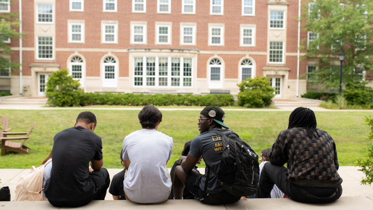 Resident Assistants Nurture Community and Connection