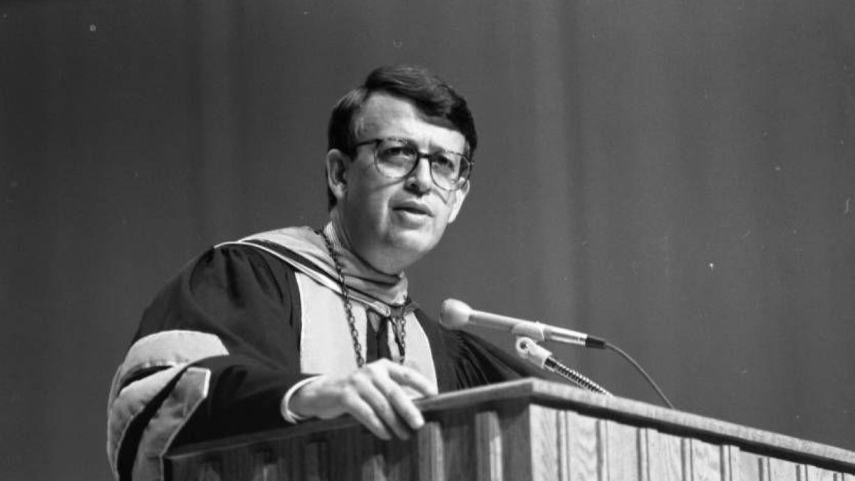 DePauw University Remembers Esteemed President Emeritus Robert G. Bottoms