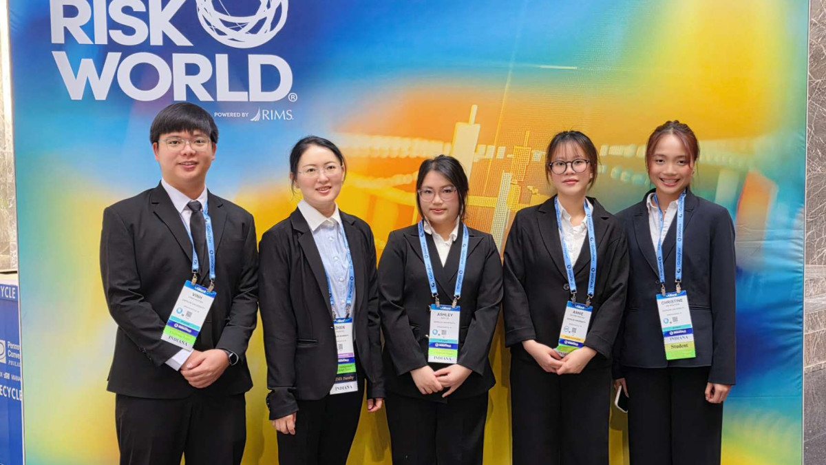 DePauw Students Return to Top Three of Risk Management Competition