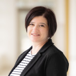 Heather Wright headshot