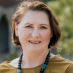 Dawna Sinnet Wilson '82  headshot