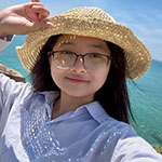 Thien Huong Vo headshot