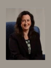 Laurie Hardwick headshot