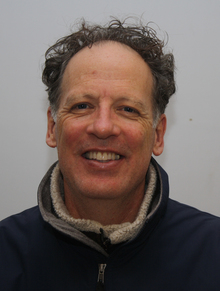 Graham, Peter headshot