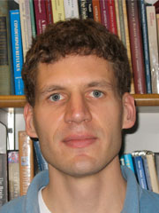 Roberts, Michael headshot
