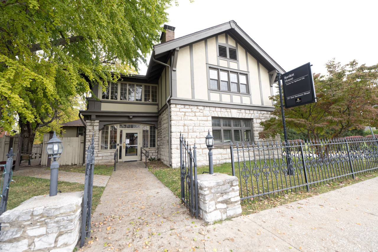 Exterior of the Bartlett House from the front walkway in Summer.