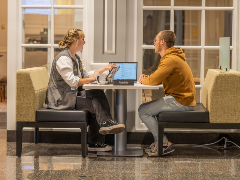 Coquillette Peer Consultants (CPCs) are peer advisers working in Hubbard to help you with general questions, resume reviews, cover letters and off-campus study exploration.